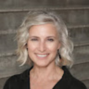 Meet your Posher, Christine